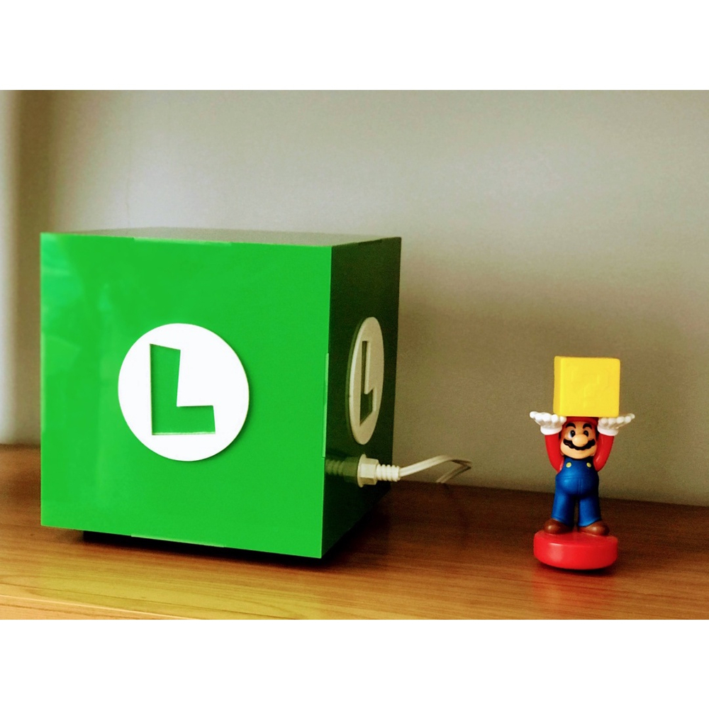 Lumin Ria Luigi Abajur Cubo Bloco Logo Super Mario Verde Submarino