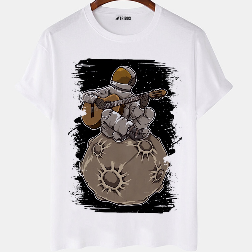 Camiseta masculina Astronauta Violão Espaço Lua Camisa Blusa Branca