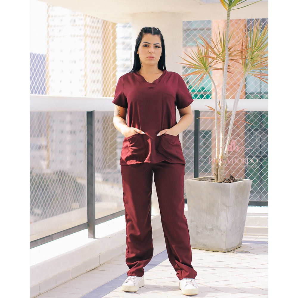 Conjunto Pijama Cirúrgico Unissex Oxford Dona Bordo Enfermagem Bordô 43