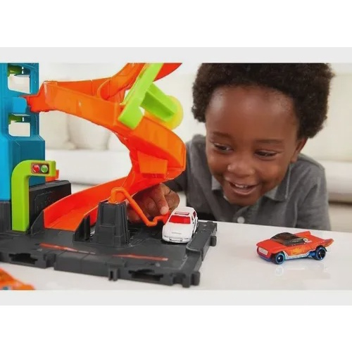 Pista Hot Wheels City Super Lava R Pido Mega Torre Lava Jato Car Wash Carrinho Muda Cor