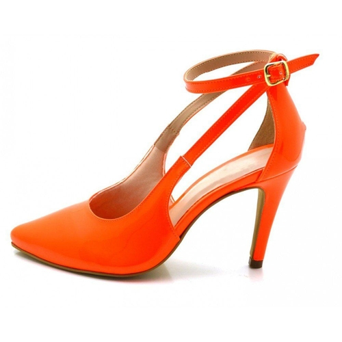 scarpin laranja neon