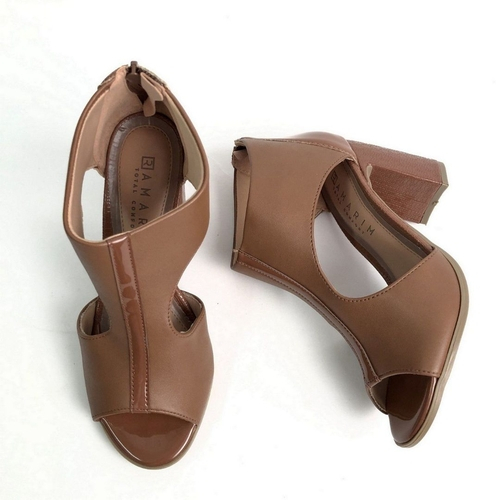 sandalia ankle boot salto medio