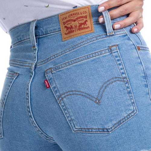 short jeans levis