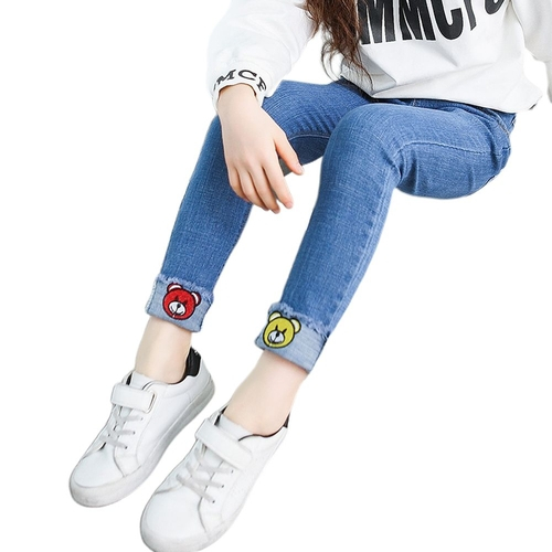 calça jeans com desenhos