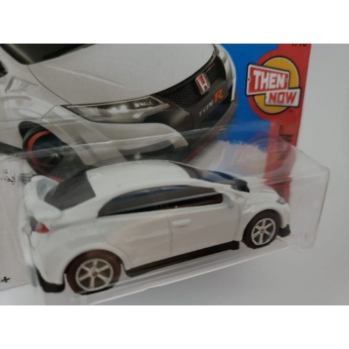 Carrinho Hot Wheels Honda Civic Typer R '99 Hatchbacks 2022 em Promoção na  Americanas