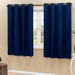 Cortina Blackout Pvc Corta 100 % A Luz 2,20X1,30Azul Marinho é boa?