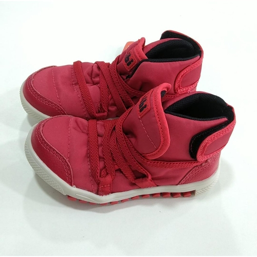 tenis bota vermelho