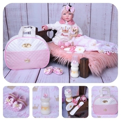 Menor preço em Bebe Reborn Menina Fada Madrinha Real Boneca bk Morena Princesa