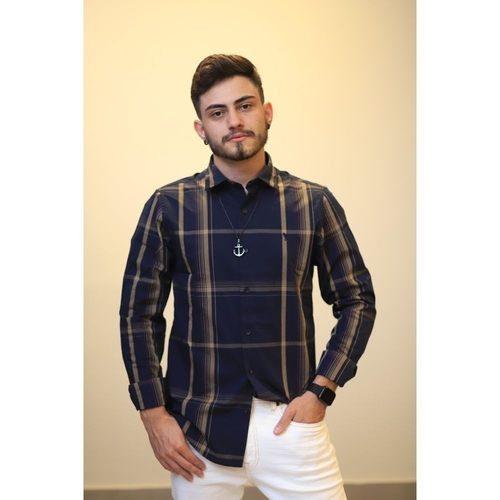 camisa xadrez acostamento