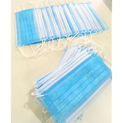 Máscaras Cirúrgica Descartável Triplas TNT Melt blown 50 unidades por pacote é boa?