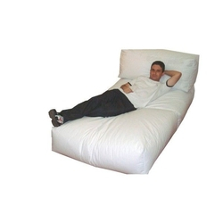 Puff Sofa Que Vira Cama Solteiro Enchimento Flocos Isopor Courino Cor:Branco - ATELIER SOPUFFS Menor preço em Puff Sofa Que Vira Cama Solteiro Enchimento Flocos Isopor Courino Cor:Branco - ATELIER SOPUFFS