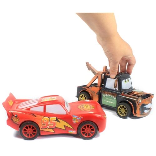 Carros 3 Tow Mater Fricção 22 Cm - Toyng em Promoção na Americanas