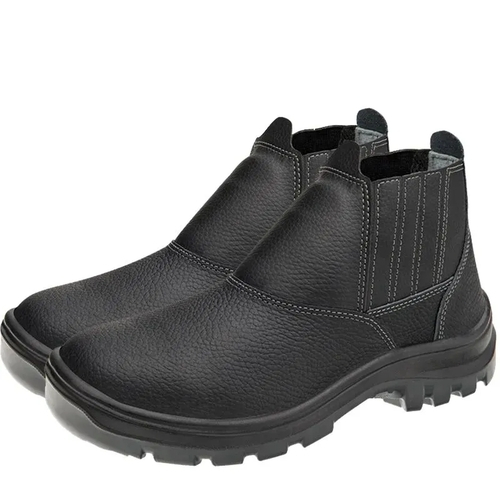 bota com bico pvc