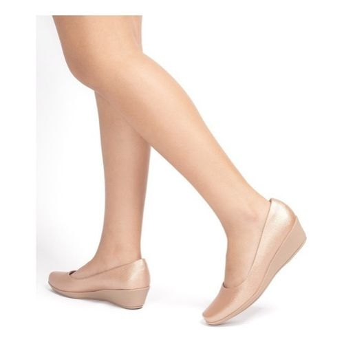 scarpin anabela salto baixo