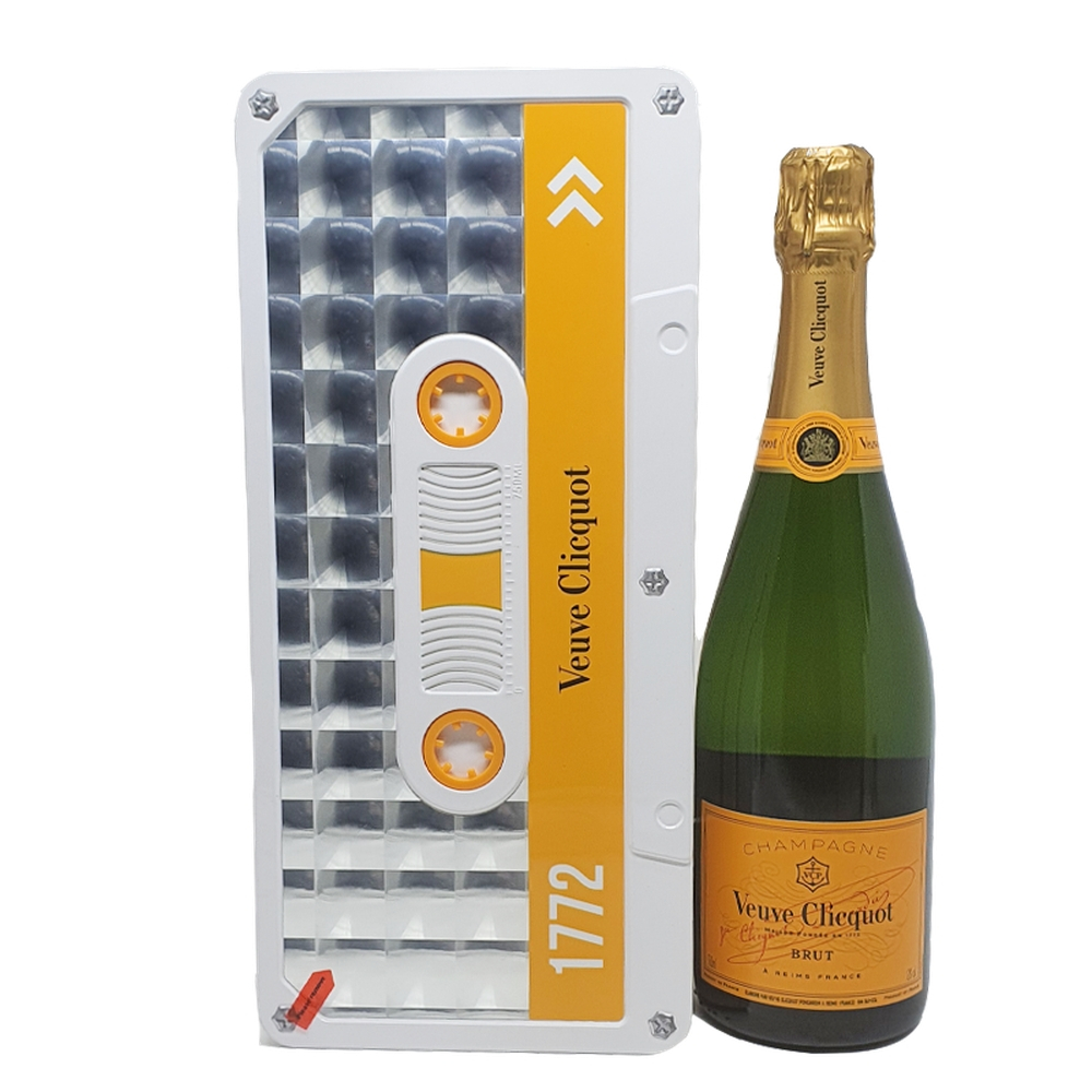 Champagne Veuve Clicquot Brut Tape Collection 4 Prata 750ml em Promoção