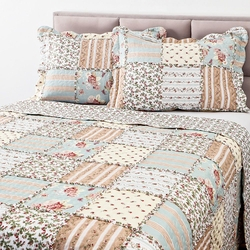 Colcha Queen FruFru Passion com 2 Portas Travesseiros - Casa & Conforto Menor preço em Colcha Queen FruFru Passion com 2 Portas Travesseiros - Casa & Conforto