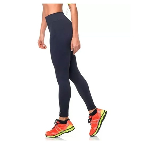 calça com fio emana