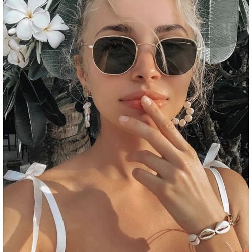 Oculos feminino de sol hexagonal Clearance