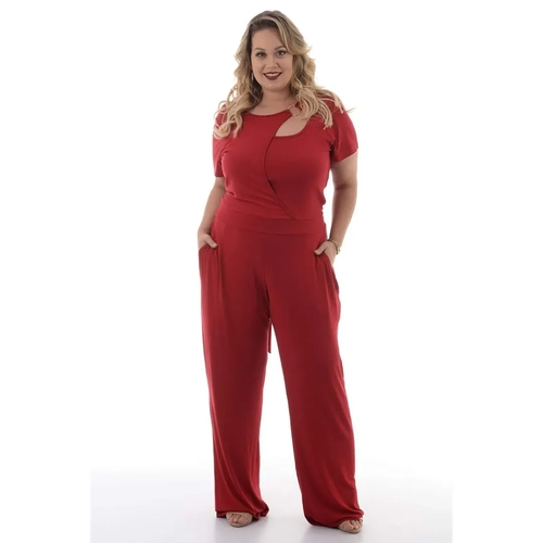 macacão plus size vermelho
