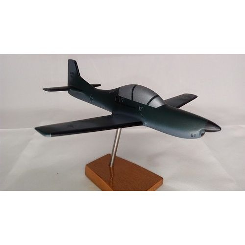 Aviao Embraer Super Tucano - ALX 15 - MAQUETE no Shoptime