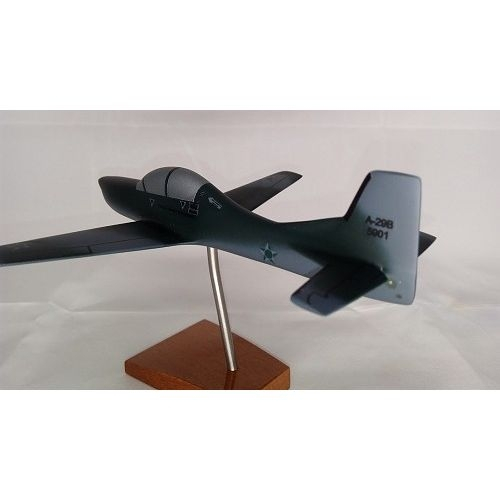 Aviao Embraer Super Tucano - ALX 15 - MAQUETE no Shoptime