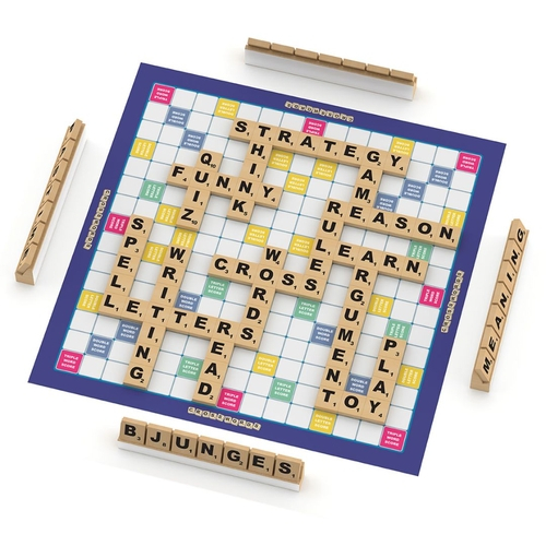 jogo de tabuleiro de scrabble com a palavra beijo. conceito de