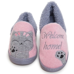 Pantufa Infantil Feminina botinha Rosa Gatinho Solado Borracha 31 a 32 Menor preço em Pantufa Infantil Feminina botinha Rosa Gatinho Solado Borracha 31 a 32
