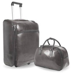 Kit Mala De Viagem Quadrada Top C/ Rodinhas E 01 Bolsa Média - CAFÉ Menor preço em Kit Mala De Viagem Quadrada Top C/ Rodinhas E 01 Bolsa Média - CAFÉ