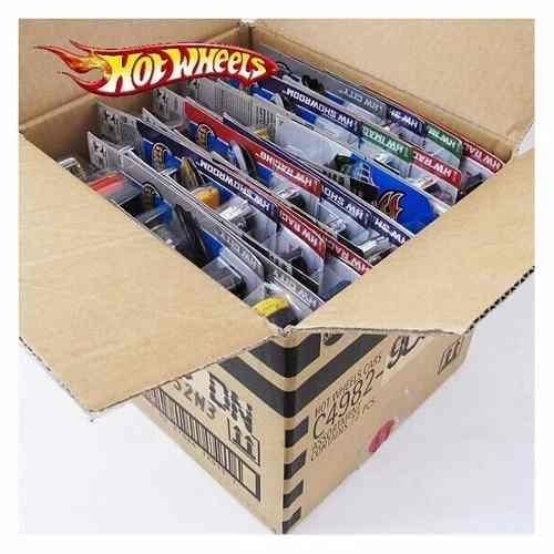 Pacote Com 20 Carrinhos Hot Wheels Originais Sortidos