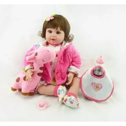 Boneca Bebê Reborn 52cm + Girafa Pelúcia Menor preço em Boneca Bebê Reborn 52cm + Girafa Pelúcia