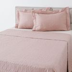 Colcha Cobre leito Casal Boutis Rosa com 2 Porta Travesseiros - Home Basics