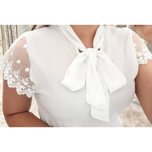 blusa de renda branca curta