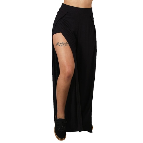 calça pantalona transpassada