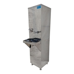 Bebedouro Industrial Knox Inox 25L Coluna 220V Menor preço em Bebedouro Industrial Knox Inox 25L Coluna 220V