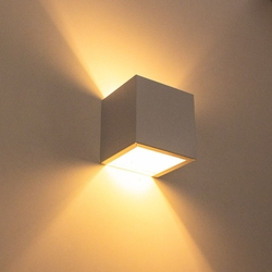 Arandela 2 Fachos Slim Preta Luminária Externa ou Interna St397 é boa?