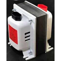 Auto Transformador 6000va 110v 220v Com Tomada Branco Menor preço em Auto Transformador 6000va 110v 220v Com Tomada Branco