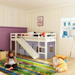 Cama com Escorregador Transversal Compacta - Para Quartos Pequenos - Tenda Castelo Lilás - Casatema Menor preço em Cama com Escorregador Transversal Compacta - Para Quartos Pequenos - Tenda Castelo Lilás - Casatema