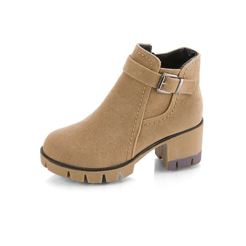 botas curtas de salto grosso