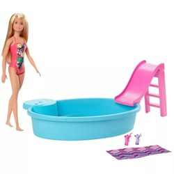 Barbie Piscina Chique com Boneca - GHL91 - Mattel é boa?