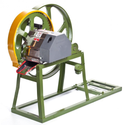 Engenho De Cana B120 Baixo Moendas em Inox - Sem Motor - Botini / Botimetal Menor preço em Engenho De Cana B120 Baixo Moendas em Inox - Sem Motor - Botini / Botimetal