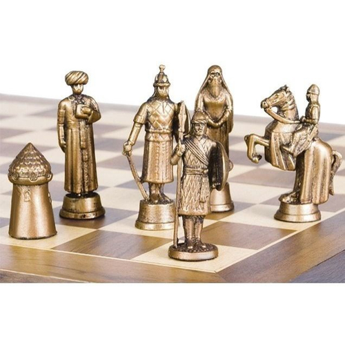 Kit Decor Chess C/2 Peças de Xadrez Rei e Rainha Prateada em Promoção na  Americanas