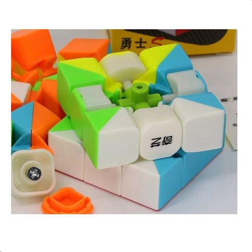 Cubo Mágico Profissional 3x3x3 qiyi Warrior W - original na Americanas  Empresas