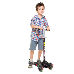 Patinete Skatenet Max Preto Rodas com Led - Bandeirante Menor preço em Patinete Skatenet Max Preto Rodas com Led - Bandeirante