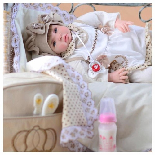 Boneca Bebê Reborn Princesa Larinha Loira Roupa Creme 53cm Com 20 ...