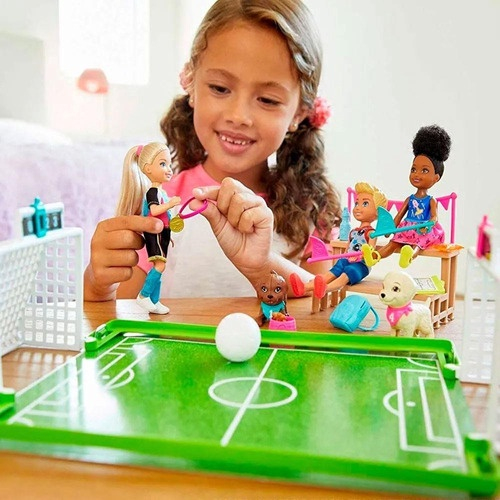 Boneca Mattel Barbie Dreamhouse Adventures Chelsea Futebol com - Lojas Donna