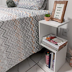 Mesa de Cabeceira Lateral S Branco em Mdf 60x25x25 é boa?