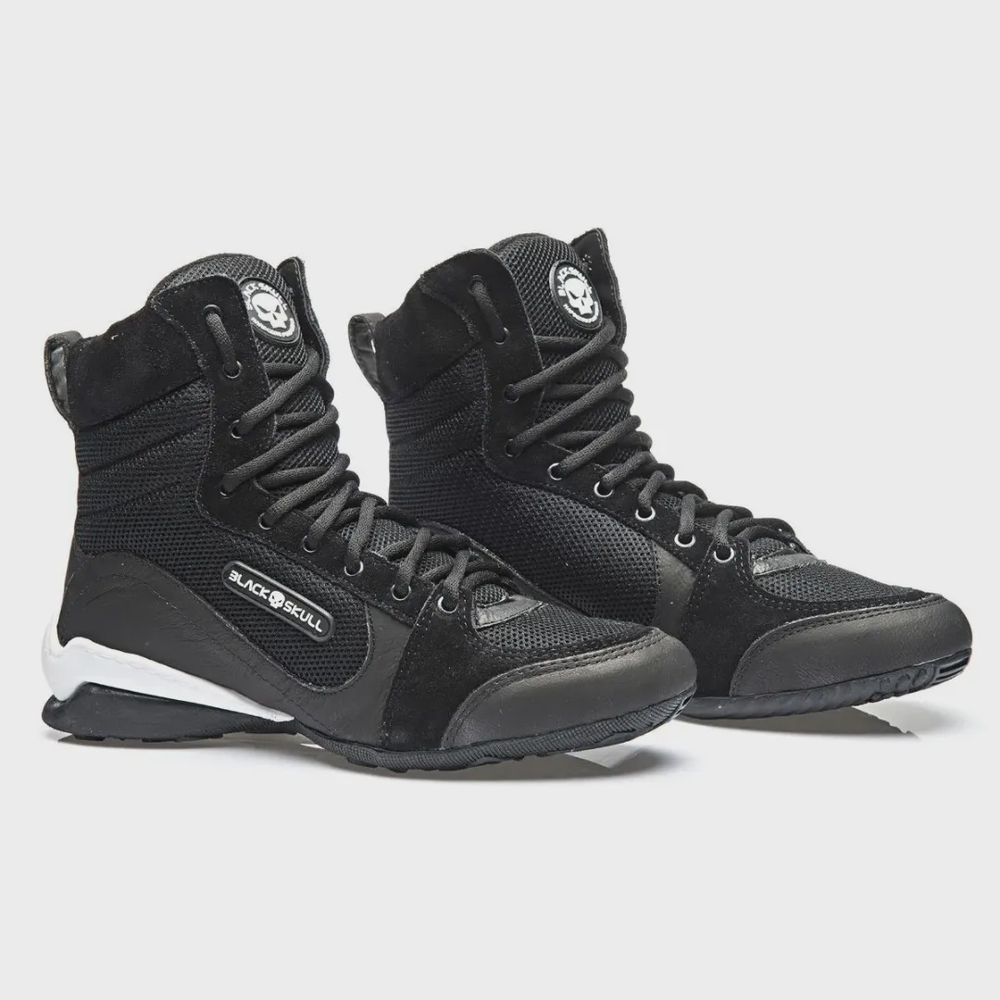 Bota treino best sale black skull