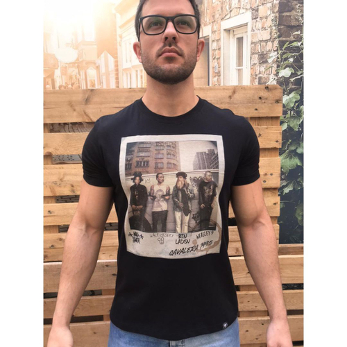 Camiseta Polaroid Cavalera em Promoção na Americanas