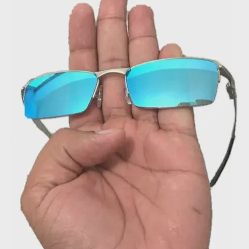 Oculos Oakley Julliet Lupa do vilão xmetal Arco Iris em Promoção na  Americanas