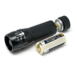 Mini Lanterna Tática Super Potente Led D-20 c/ Zoom 2000 Menor preço em Mini Lanterna Tática Super Potente Led D-20 c/ Zoom 2000